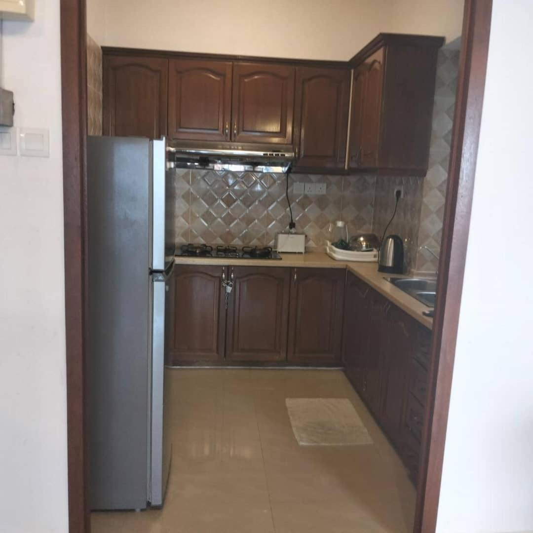 Sri Sayang Pearl View Apartment Batu Ferringhi Exterior photo